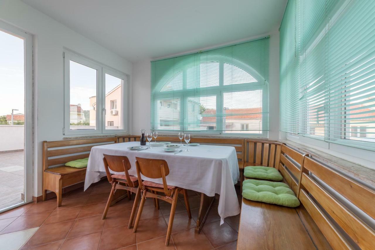 Apartments Jakovcev Бетина Екстериор снимка